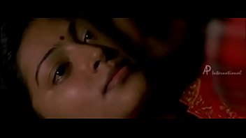 VID-20060526-PV0001-Chennai (IT) Tamil 26 yrs old unmarried beautiful, hot and sexy actress Sneha fucked and her pussy tore in ‘Pudhupettai’ movie sex porn video