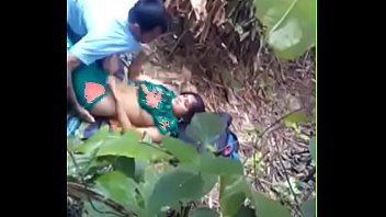 Boyfriend fucked in jungle caught on camera