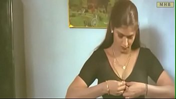 VID-20130524-PV0001-Chennai (IT) Tamil 38 yrs old married hot and sexy actress Bhuvaneshwari fucked by her illegal lover and found out by her husband in ‘Thayumanavan’ movie sex porn video