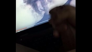 Jerking off monitor pussy
